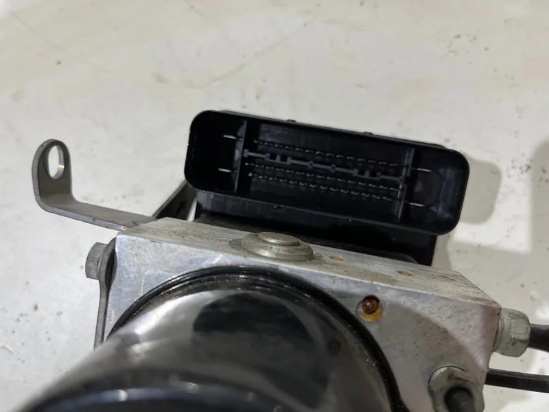 Блок ABS (насос) BMW 3 E90/E91 N46B20 2009 - миниатюра 5