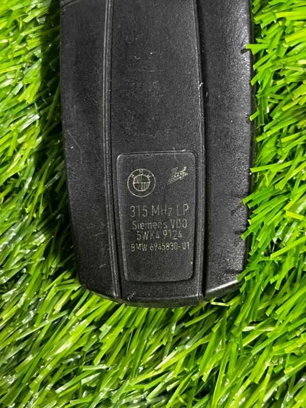 Ключ зажигания BMW 1 E87 N45B16 2004 - миниатюра 4