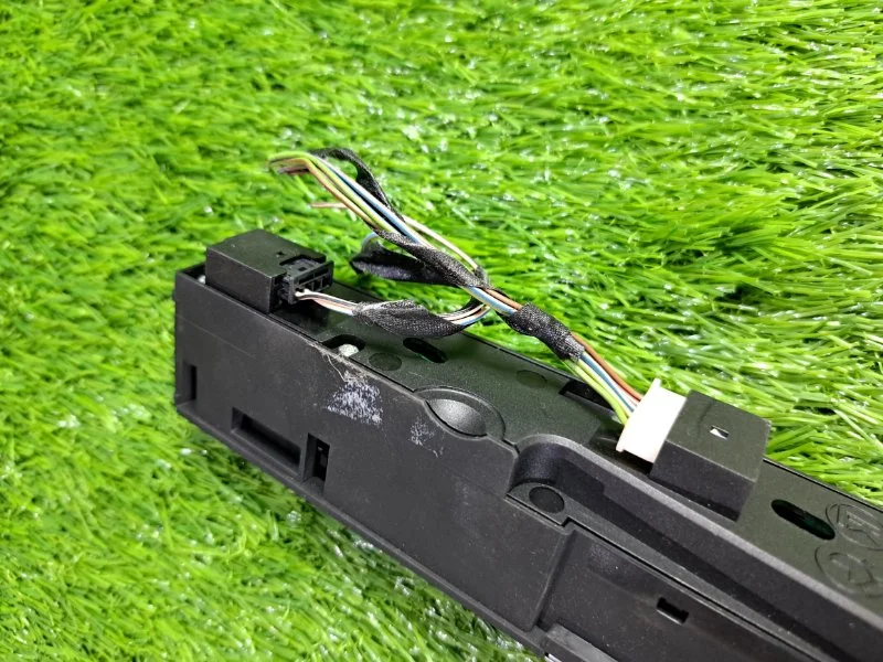 Блок кнопок в консоль BMW 5 F10/F11 N52B25 2010 - миниатюра 5