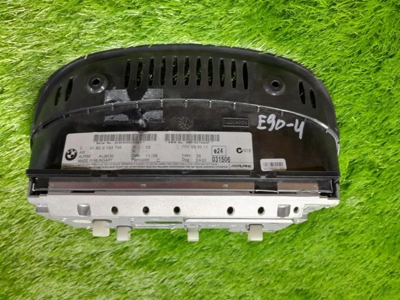 Дисплей информационный BMW 3 E90/E91 N46B20 2009 - миниатюра 2