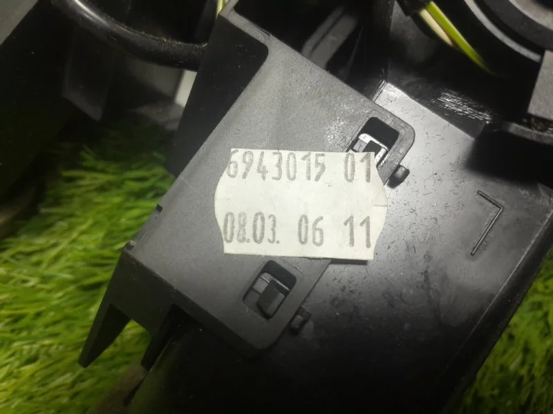 Дефлектор воздушный задний BMW 7 E65 N62B48 2006 - миниатюра 5