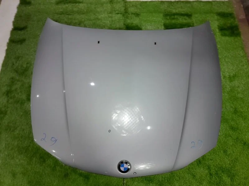Капот BMW 1 E87 N45B16 2007 - изображение 1