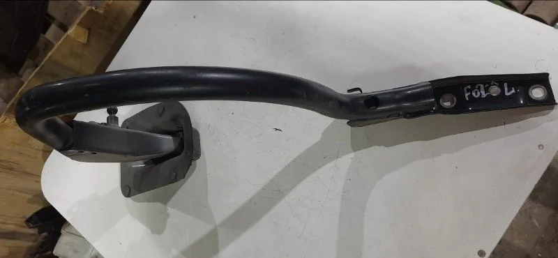 Петля багажника левая BMW 7 F02 N63B44A 2010 - миниатюра 2