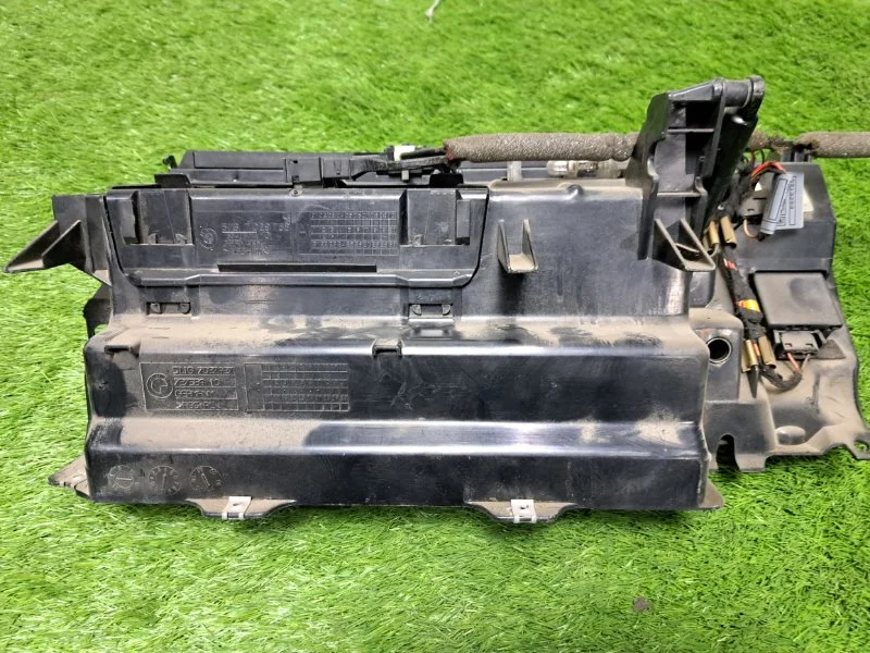 Бардачок BMW 7 E65 N62B44A 2002 - миниатюра 8