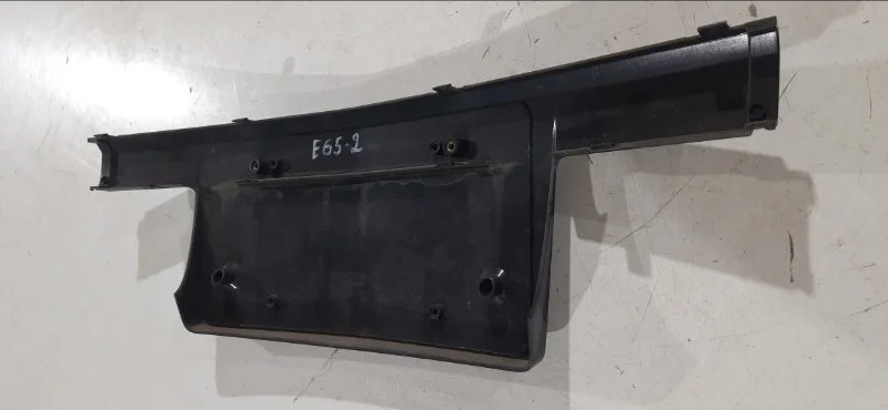Площадка номерного знака BMW 7 E65 N62B48 2006 - миниатюра 3