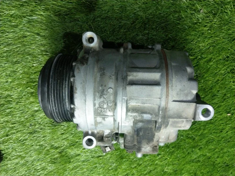 Компрессор кондиционера Mercedes-Benz S кл 222 278 - миниатюра 2