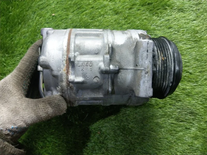 Компрессор кондиционера Mercedes-Benz S кл 222 278 - миниатюра 3