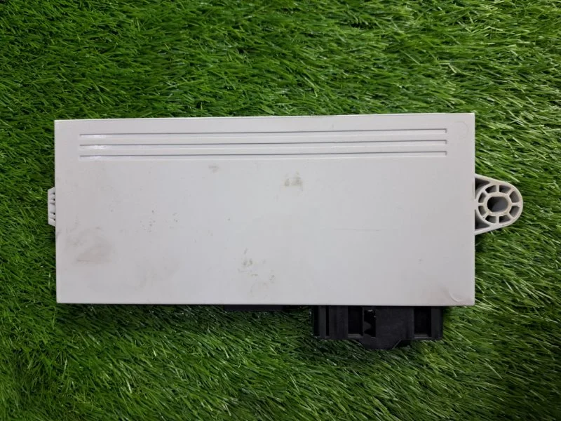 Блок электронный CAS BMW 1 E87 N45B16 2005 - миниатюра 3