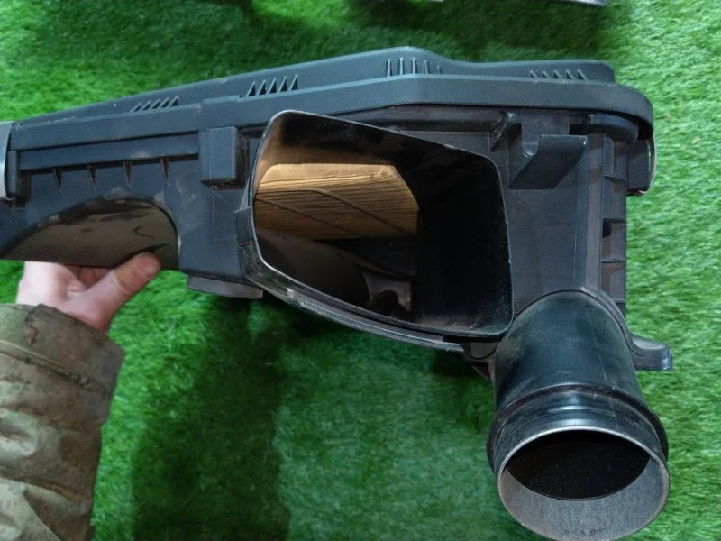 Корпус фильтра воздушного 5 E60/E61 - миниатюра 3