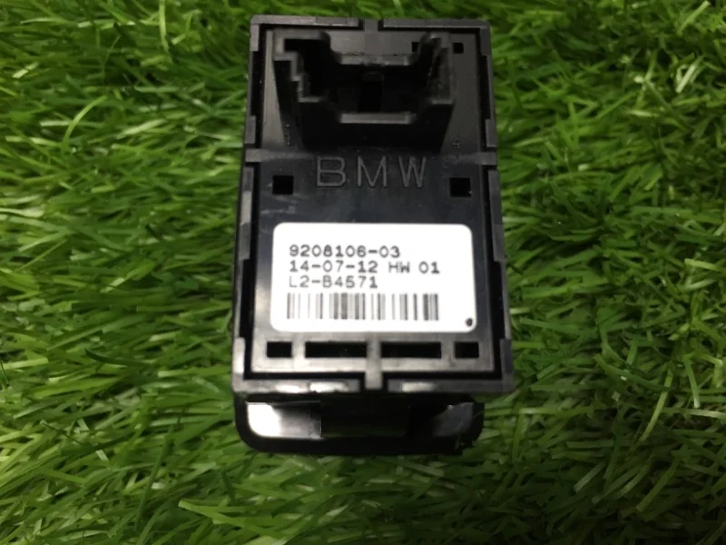 Кнопка стеклоподъемника BMW X3 F25 N47D20C 2012 - миниатюра 6