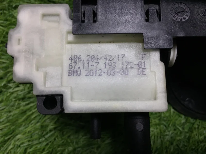 Лючок бензобака BMW X3 F25 N47D20C 2012 - миниатюра 6