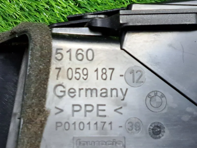Дефлектор воздушный левый BMW 1 E87 N46B20 2007 - миниатюра 5
