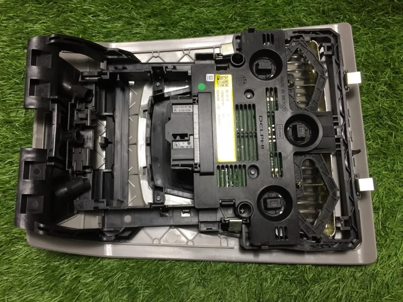 Плафон салонный передний BMW X3 F25 N47D20C 2012 - миниатюра 2