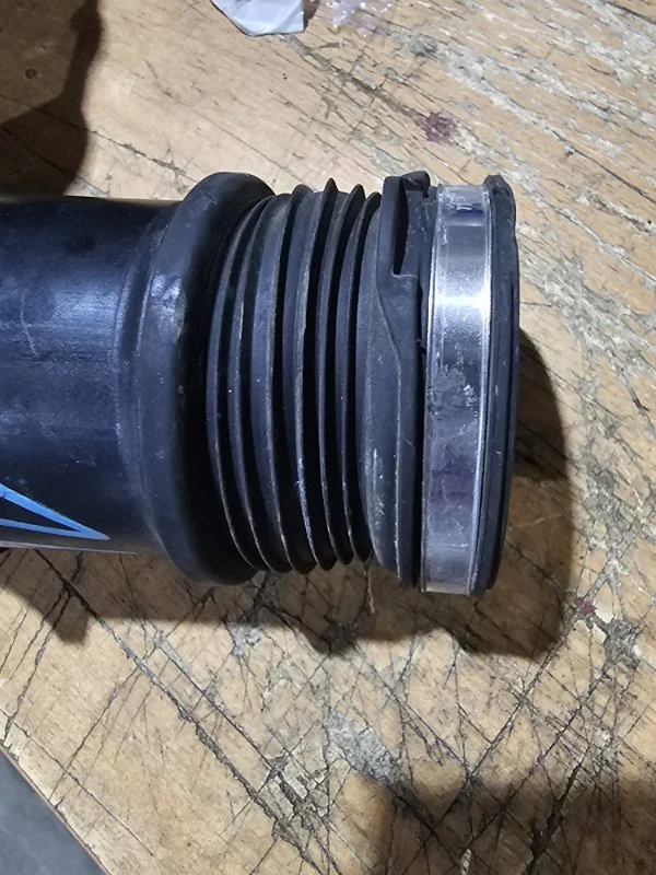 Патрубок воздушного фильтра BMW X3 F25 N47D20C - миниатюра 7