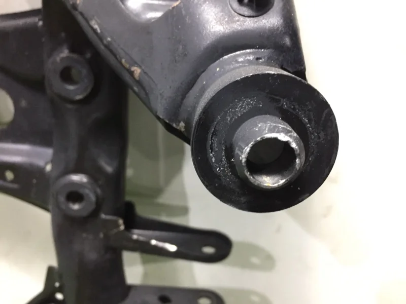 Балка подрамник передняя BMW X3 F25 N47D20C 2012 - миниатюра 4