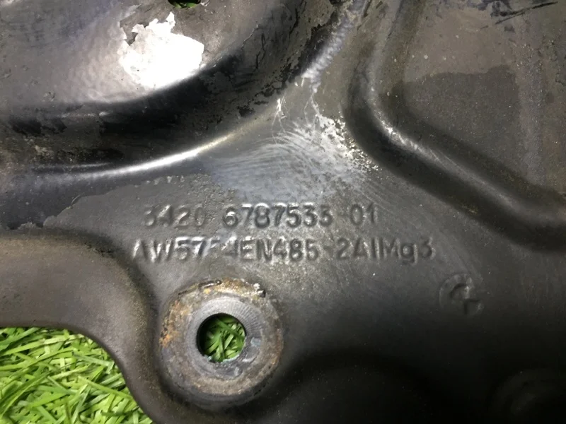 Пыльник тормозного диска задний BMW X3 F25 N47D20C - миниатюра 5