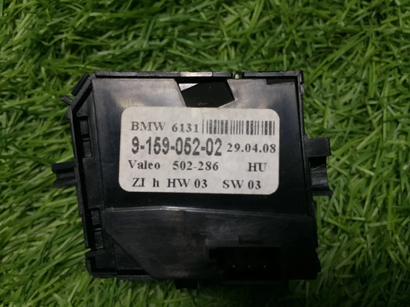 Кнопка обогрева сидений BMW 5 E60/E61 N52B30A 2008 - миниатюра 6