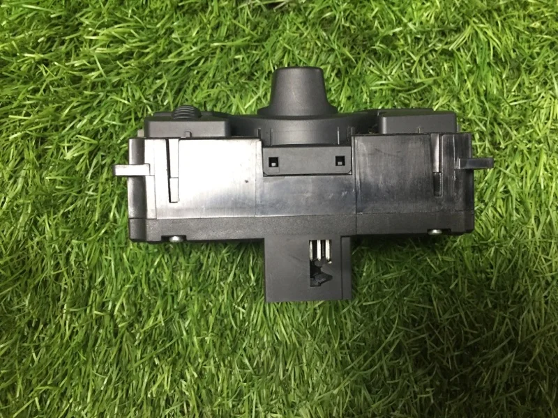 Переключатель света фар BMW 5 E60/E61 M54B30 2004 - миниатюра 3