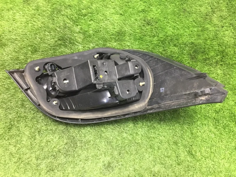 Фонарь наружный правый BMW 5 E60/E61 M54B30 2003 - миниатюра 3