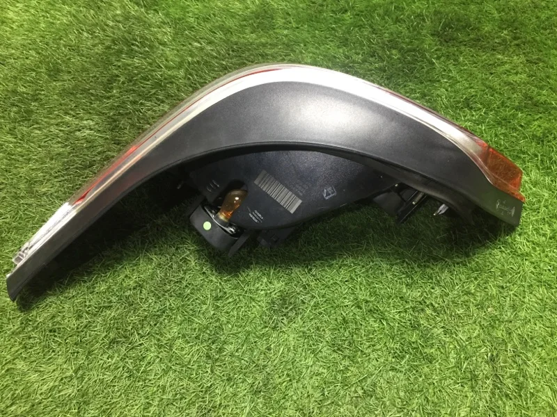 Фонарь наружный правый BMW 5 E60/E61 M54B30 2003 - миниатюра 4