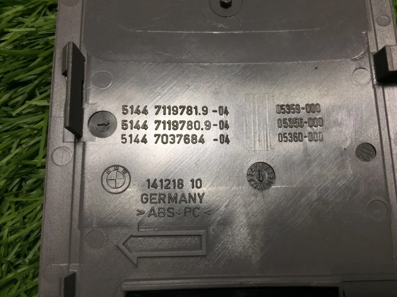 Микрофон BMW 5 E60/E61 N52B30A 2008 - миниатюра 4