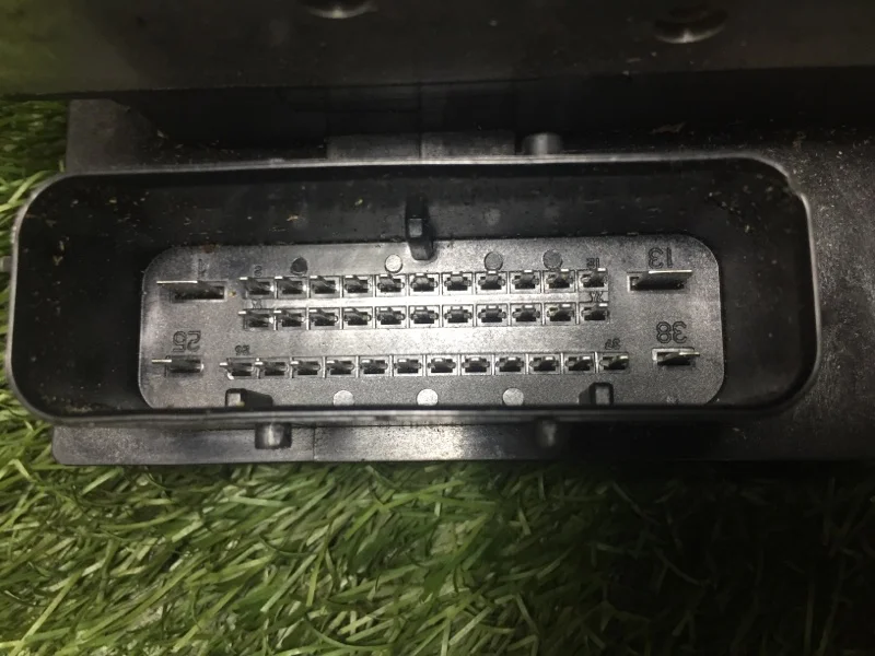 Блок ABS (насос) BMW 5 E60/E61 M54B30 2003 - миниатюра 5