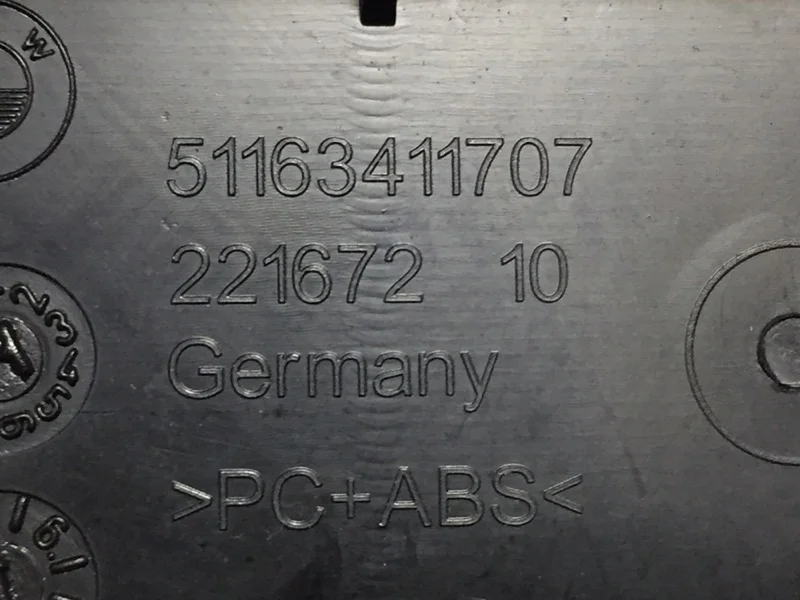 Пепельница передняя BMW X3 E83 N52B25 2008 - миниатюра 6