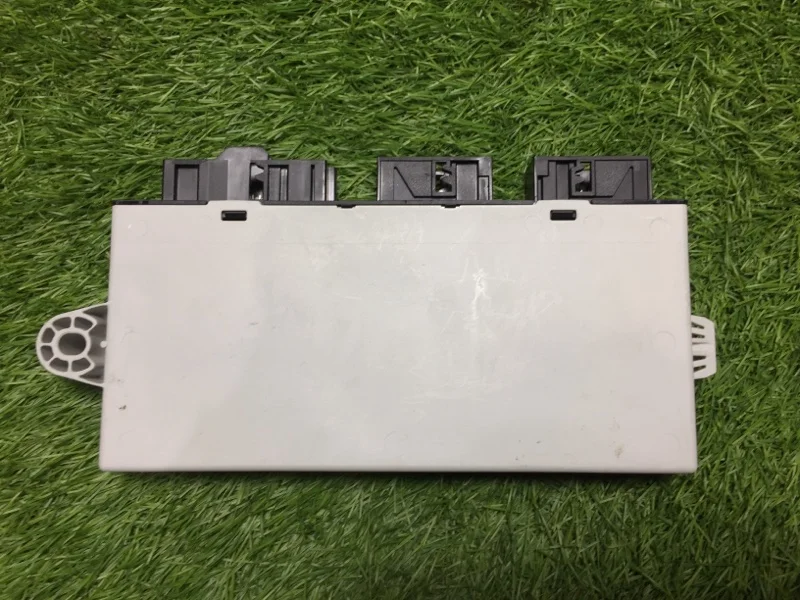 Блок электронный CAS BMW X3 F25 N47D20C 2012 - миниатюра 2