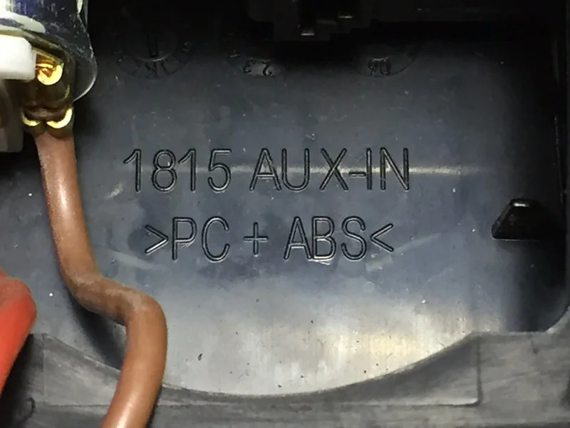 Пепельница задняя BMW X3 E83 N52B25 2008 - миниатюра 6