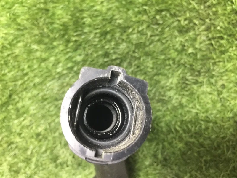 Патрубок отопителя BMW 5 E60/E61 M54B30 2003 - миниатюра 4