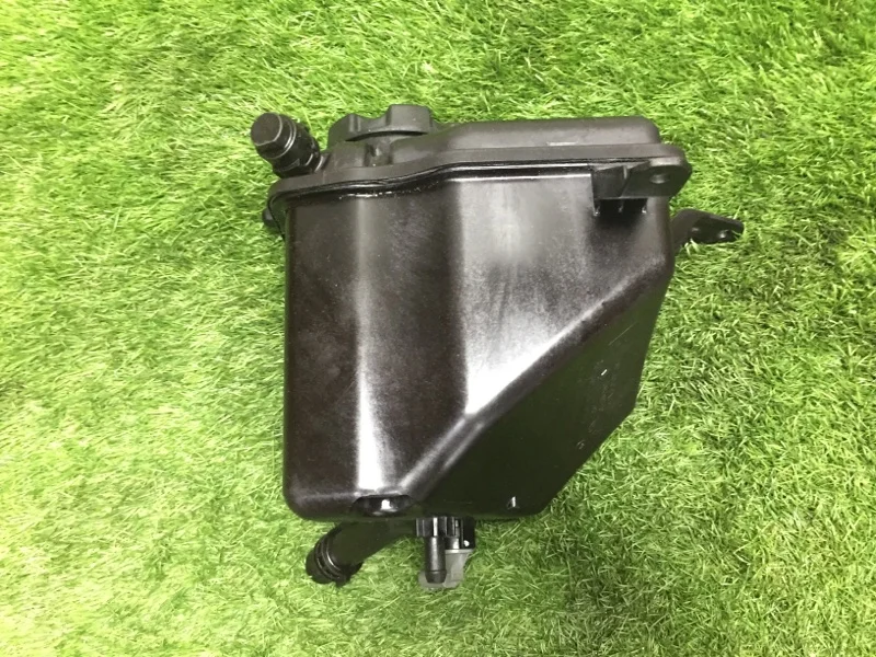 Бачок расширительный BMW 5 E60/E61 M54B30 2003 - миниатюра 4