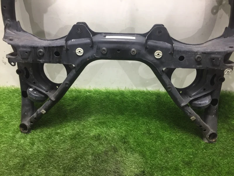 Балка подрамник передняя BMW 3 F30 2012 - миниатюра 3