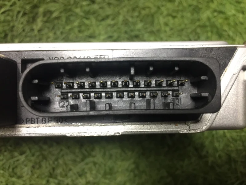 Блок управления BMW 7 E65 N62B44 2005 - миниатюра 3