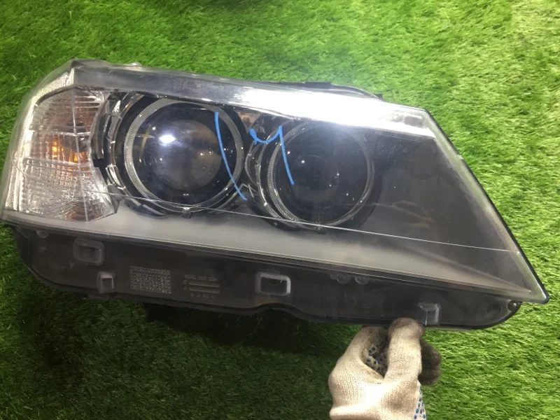 Фара ксеноновая передняя правая BMW X3 F25 N47D20C - изображение 1