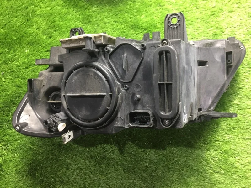 Фара ксеноновая передняя правая BMW X3 F25 N47D20C - миниатюра 4