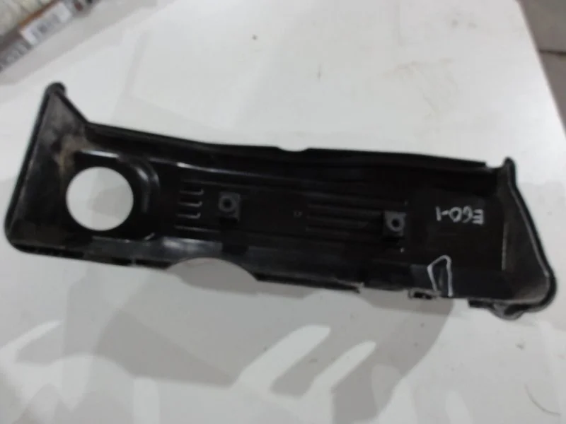Крышка двигателя декоративная BMW 5 E60/E61 - миниатюра 2
