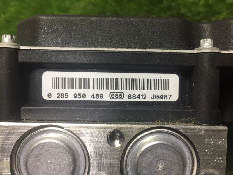 Блок ABS (насос) BMW X3 E83 N52B25 2008 - миниатюра 6