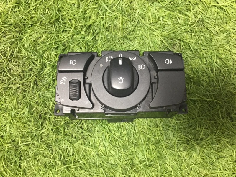 Переключатель света фар BMW 5 E60/E61 M54B30 2003 - изображение 1