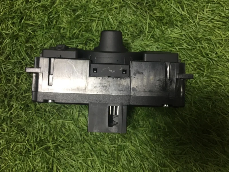 Переключатель света фар BMW 5 E60/E61 M54B30 2003 - миниатюра 2
