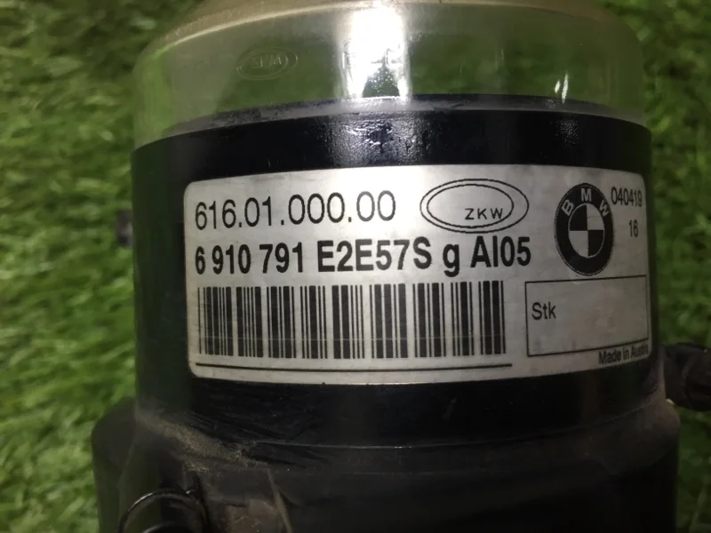 Фара противотуманная передняя левая BMW 5 E60/E61 - миниатюра 7