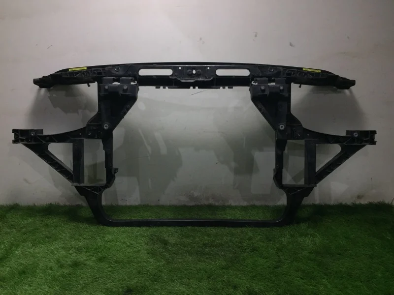Панель передняя (телевизор) BMW X3 E83 N52B25 2008 - изображение 1