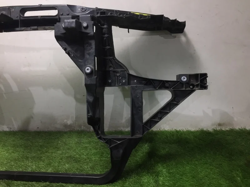 Панель передняя (телевизор) BMW X3 E83 N52B25 2008 - миниатюра 4