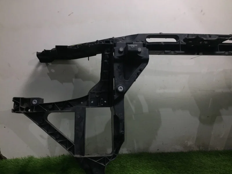 Панель передняя (телевизор) BMW X3 E83 N52B25 2008 - миниатюра 6