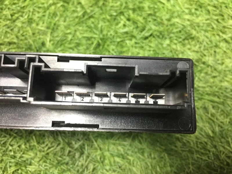 Блок комфорта BMW 5 E60/E61 M54B30 2003 - миниатюра 4