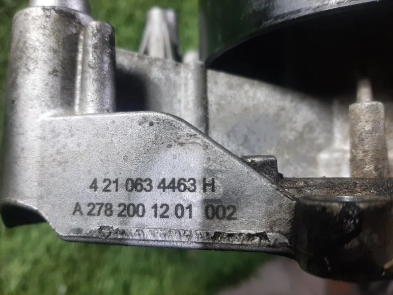 Насос водяной (помпа) Mercedes-Benz S кл 222 278 - миниатюра 7