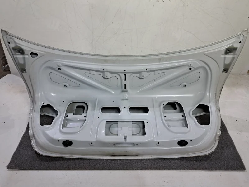 Крышка багажника BMW 3 E90/E91 N43B20 2010 - миниатюра 4