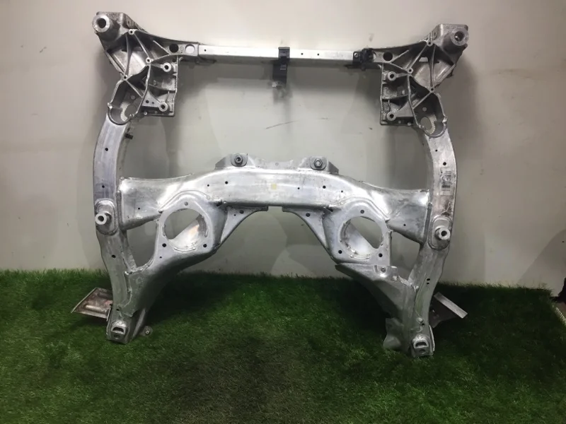 Балка подрамник передняя BMW 5 F10/F11 N52B25 2010 - миниатюра 5
