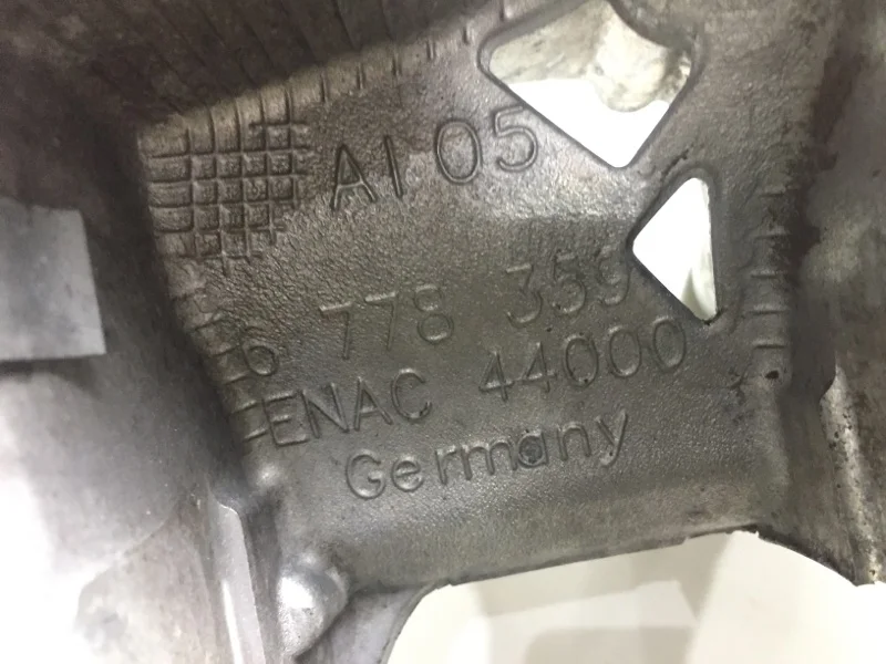 Балка подрамник передняя BMW 5 F10/F11 N52B25 2010 - миниатюра 7