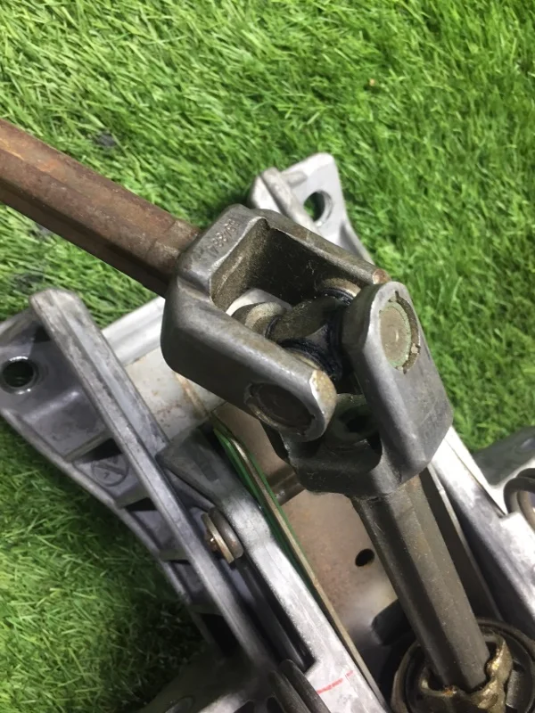 Колонка рулевая Mazda 3 BK Z6 652169 2007 - миниатюра 6
