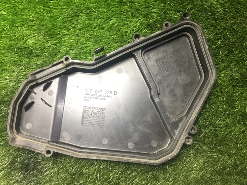 Крышка блока предохранителей AUDI Q7 4L 4.2 BAR - миниатюра 2